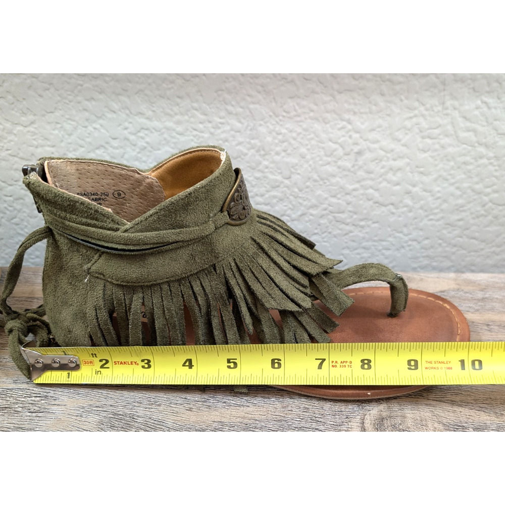 Not Rated Chia Fringe Sandals Womens Size 9 Olive Green Faux Suede Boho Festival - Picture 8 of 10